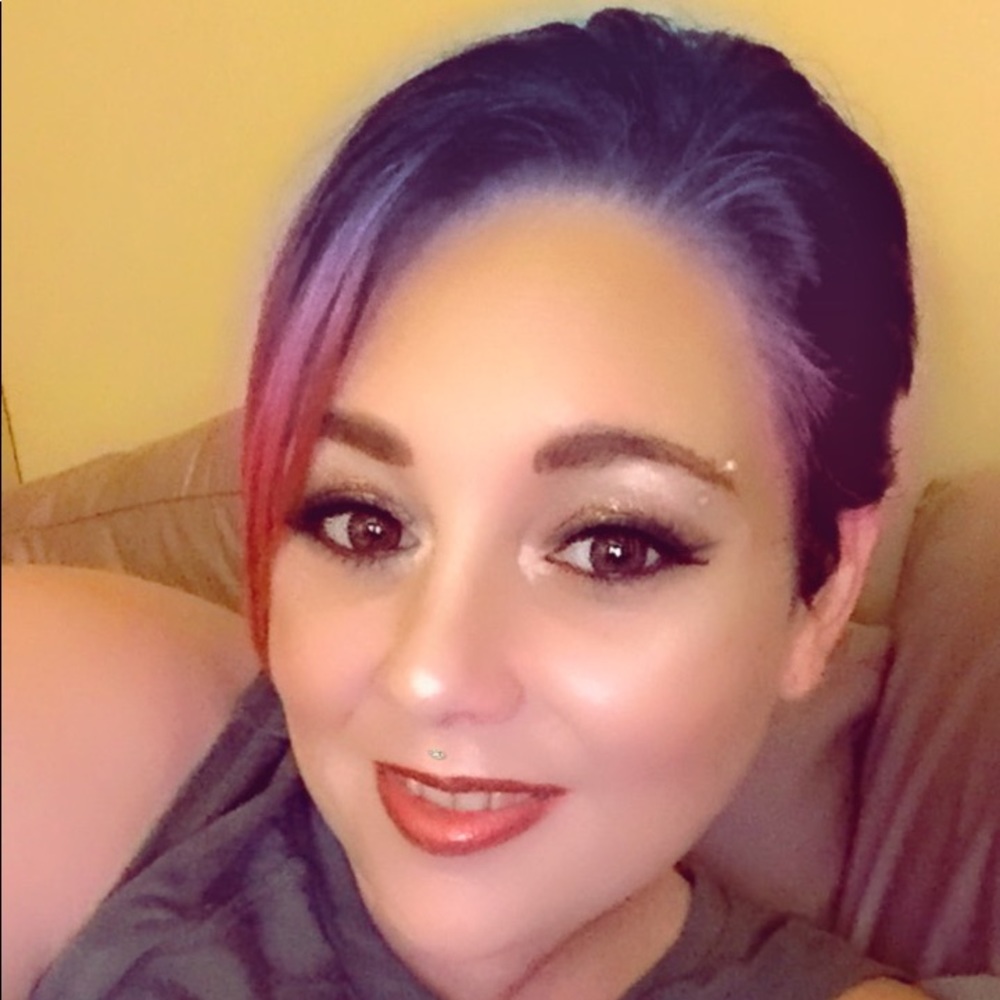 Meet your Posher, Amanda